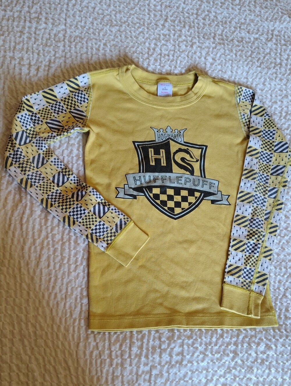 Hanna Andersson X Harry Potter Hufflepuff Yellow Long-Sleeve PJ Top Size 140